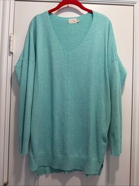 Dreamers Seafoam V-Neck Lightweight Sweater